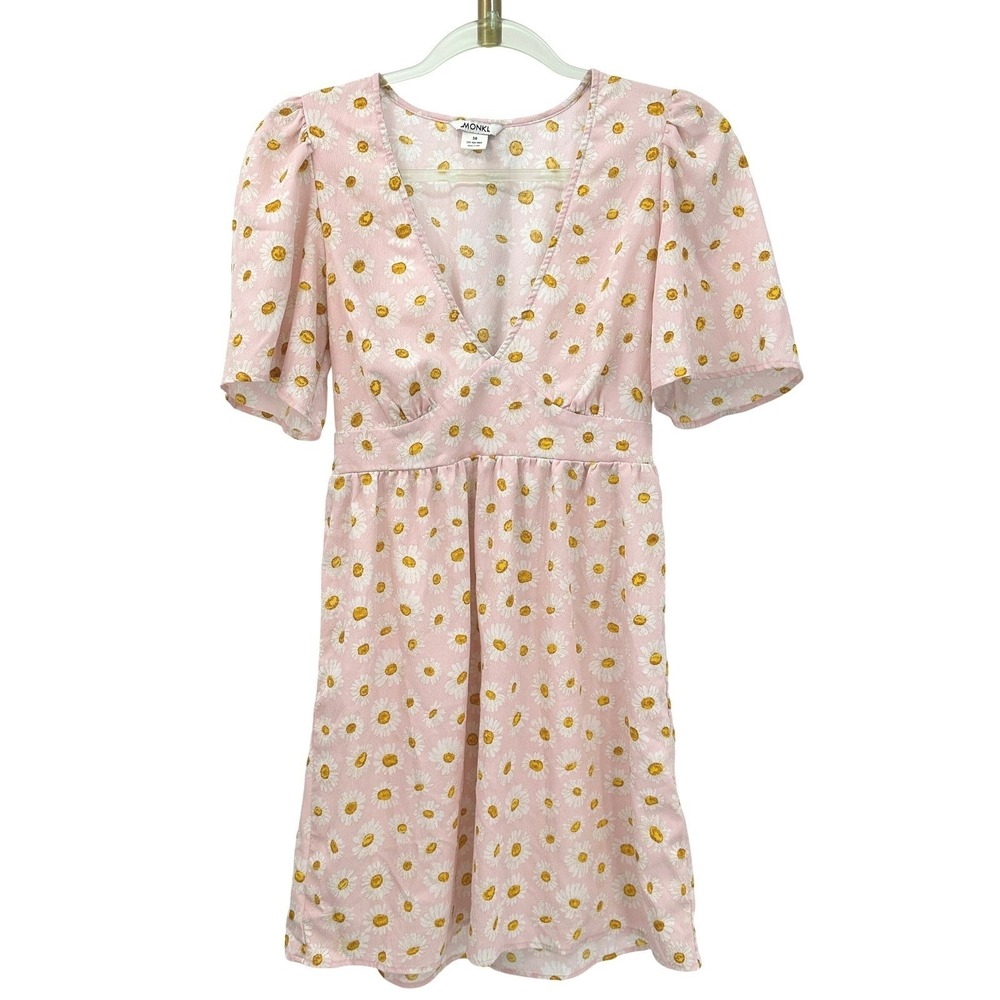 Monki Pink Daisy Mini Dress Size 38 Floral V-Neck Flutter Sleeve Crepe Soft Girl